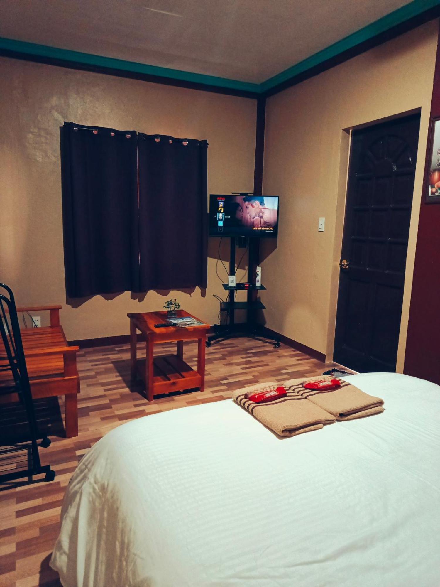 Peace Lily Studio Apartments Panglao Exteriör bild